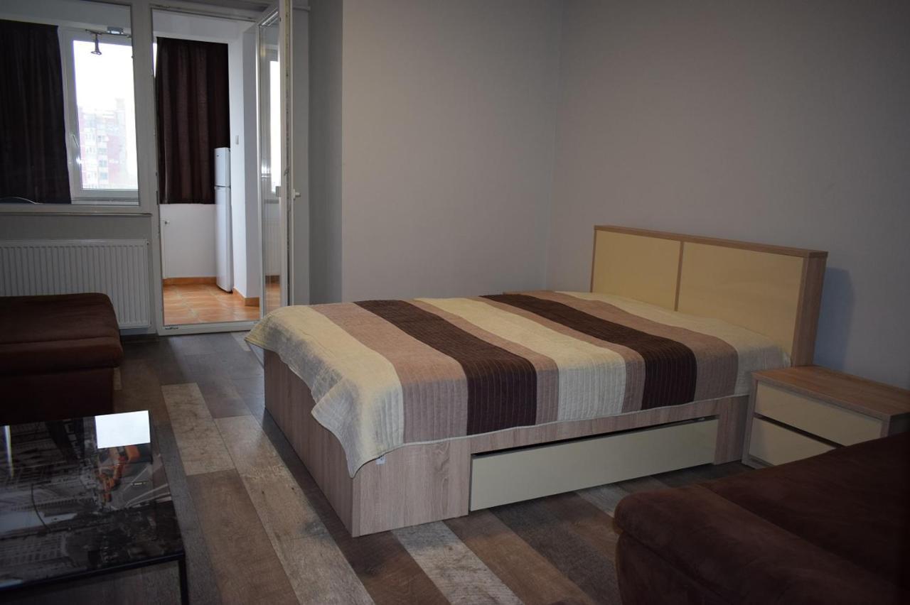 Apartament Hospital View Independentei Rhbm Baia Mare Exteriör bild